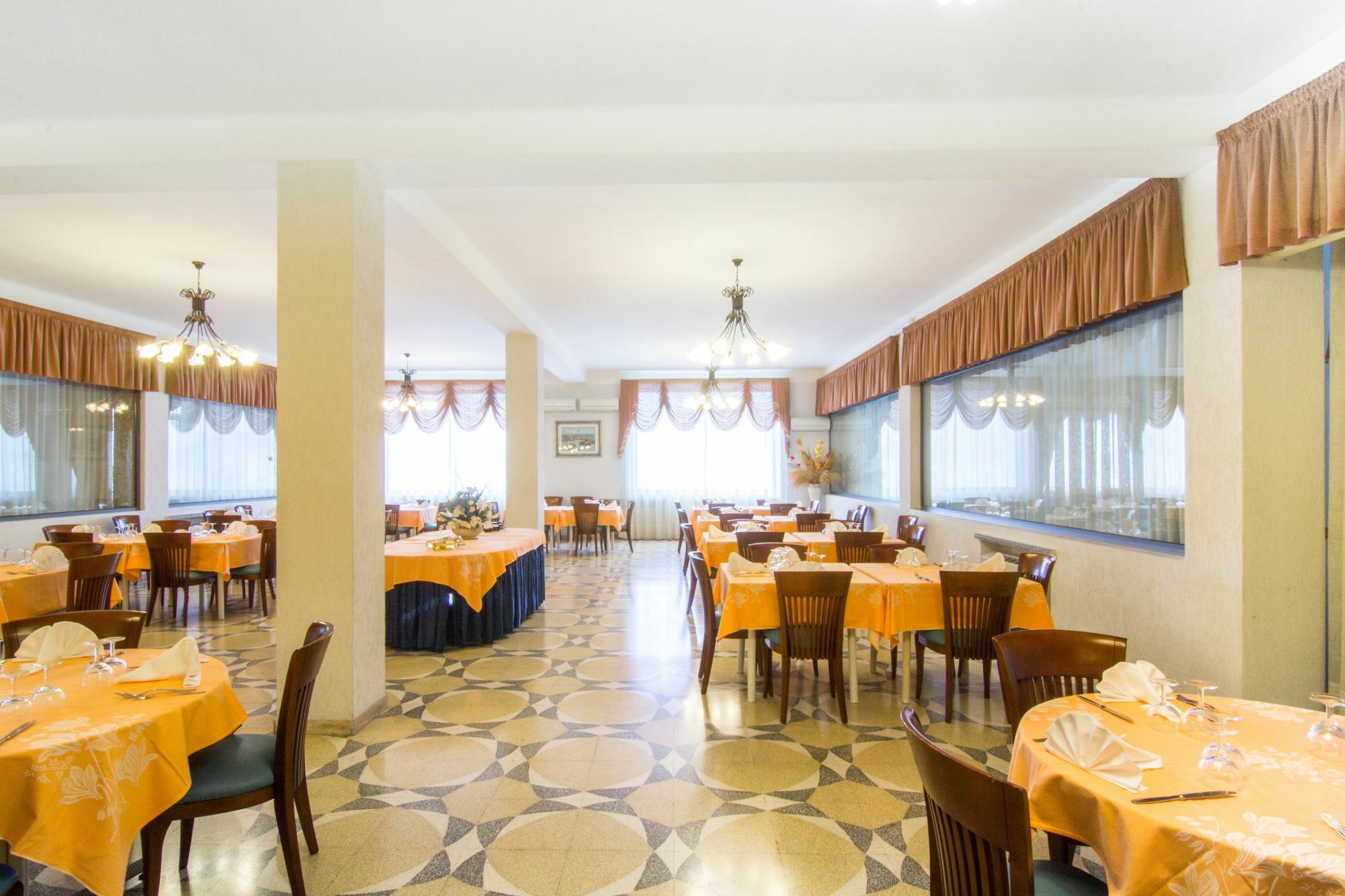 Racar Hotel Frigole Εξωτερικό φωτογραφία